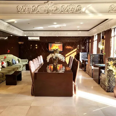 Maxim Pasha Hotel